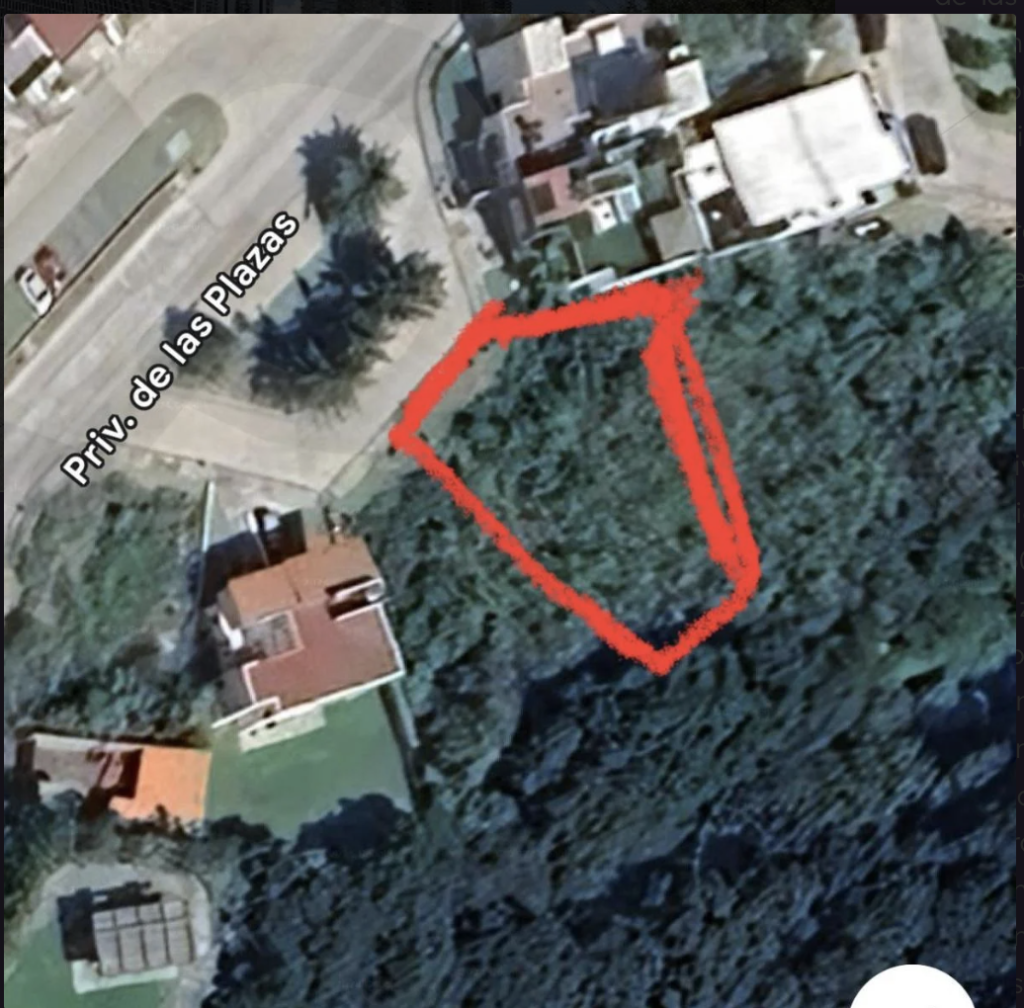 Terreno en Venta, Avenida de las Plazas, Bosque Real , Huixquilucan